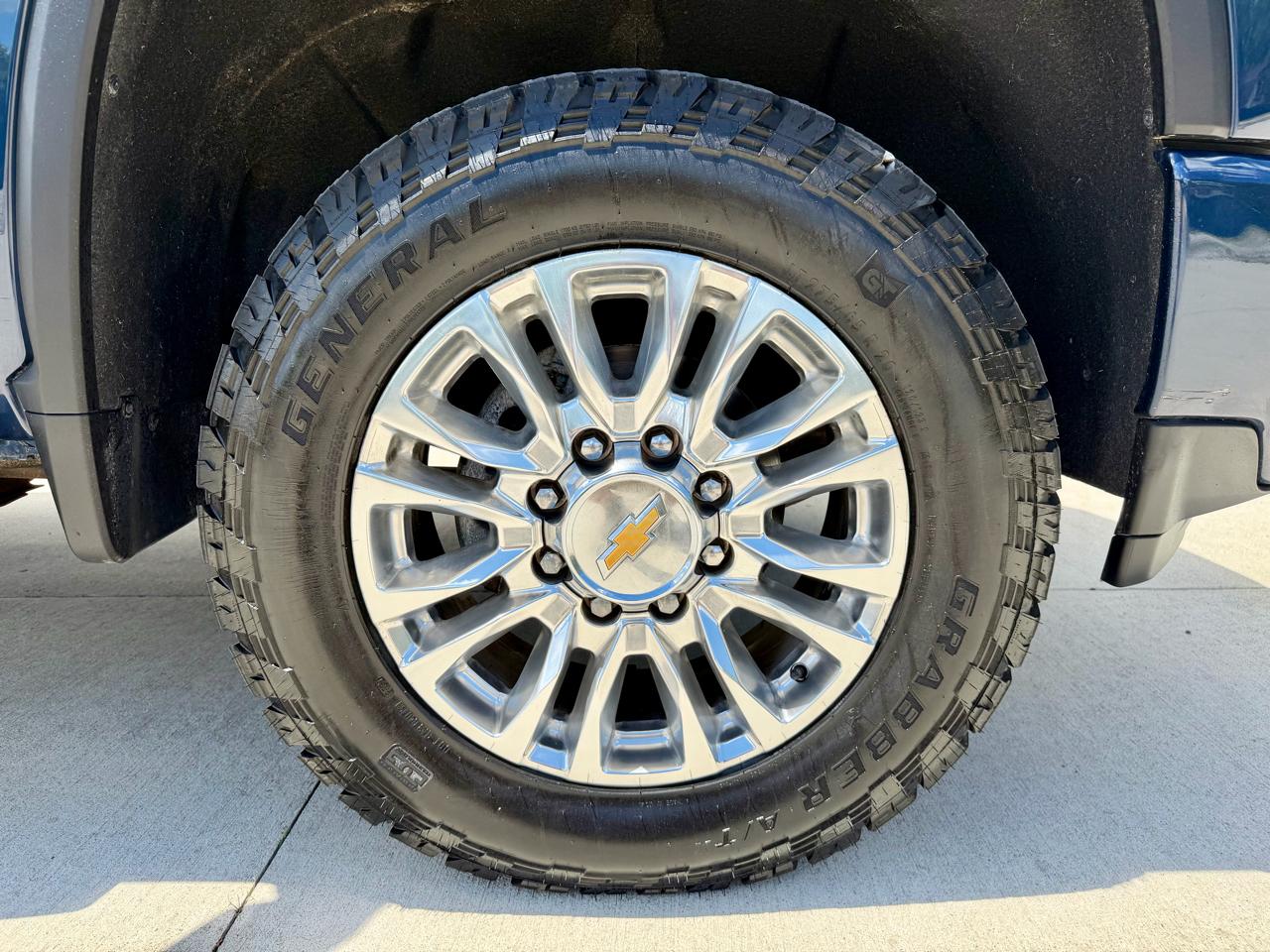 Chevrolet Silverado 2500HD 4WD Crew Cab 159" High Country 2022