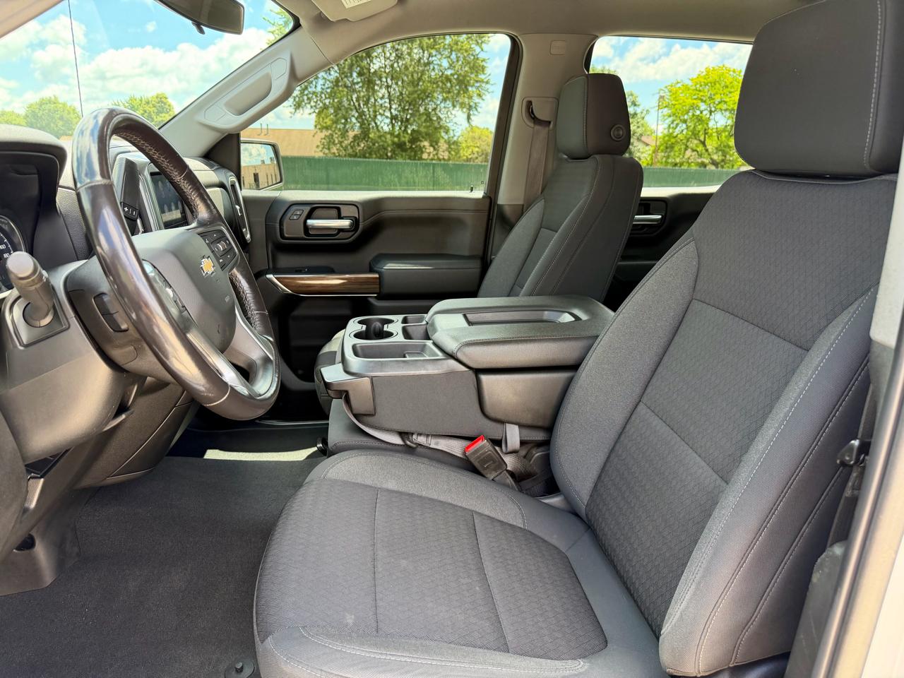 Chevrolet Silverado 1500 4WD Crew Cab 157" LT 2021