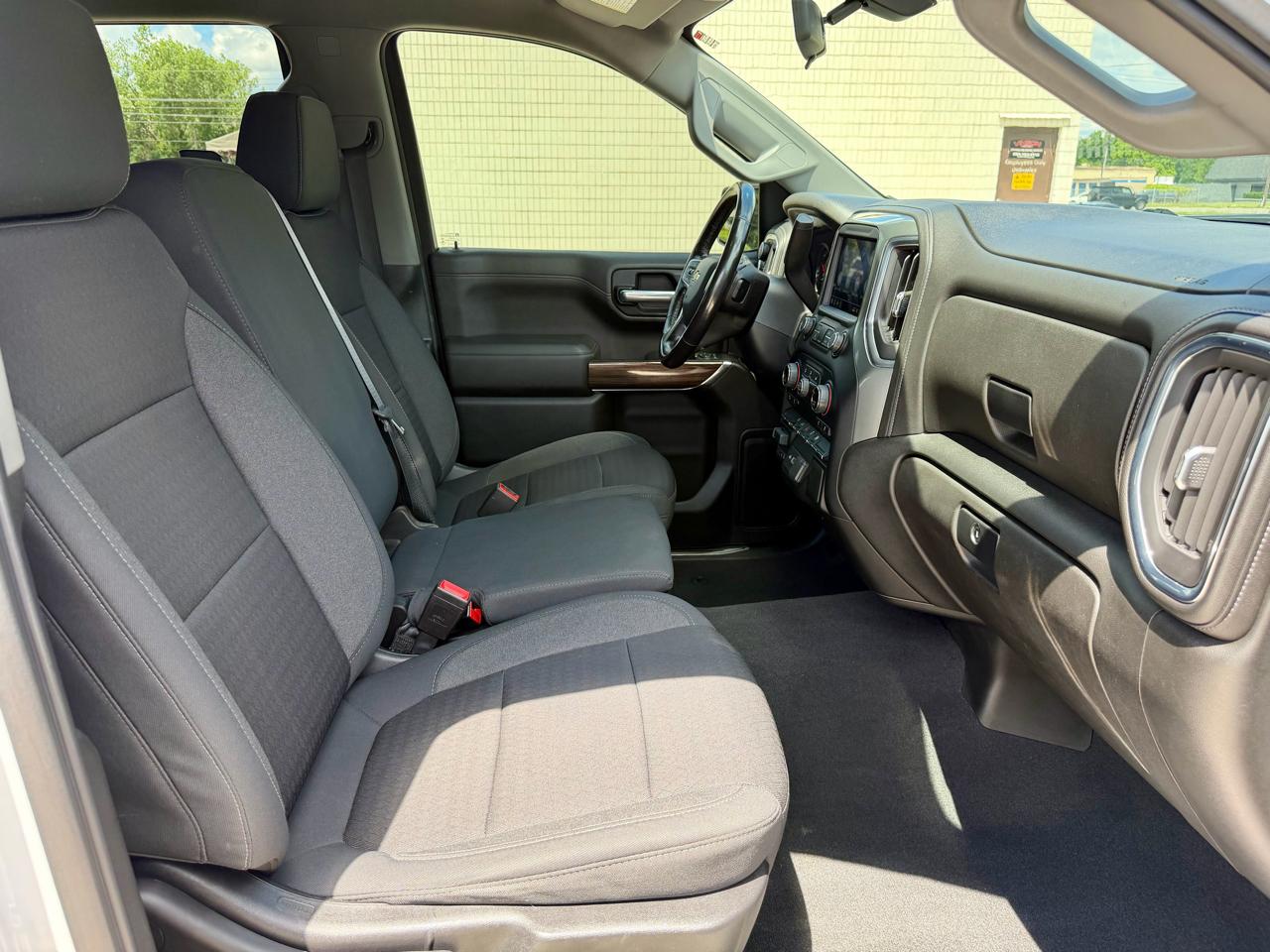 Chevrolet Silverado 1500 4WD Crew Cab 157" LT 2021