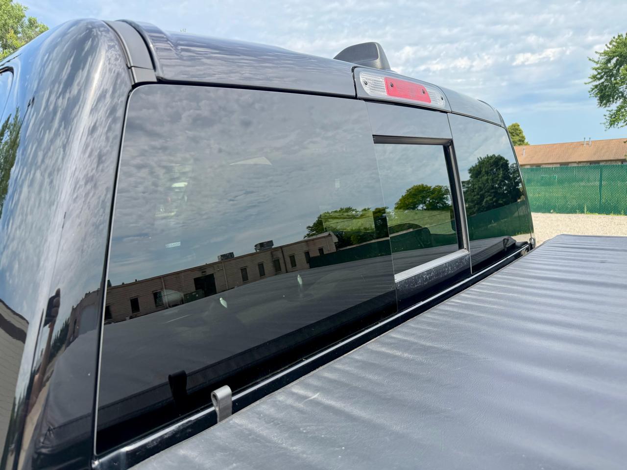 RAM 1500 Big Horn 4x4 Crew Cab 5'7" Box 2022