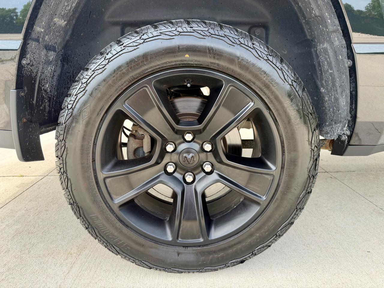 RAM 1500 Big Horn 4x4 Crew Cab 5'7" Box 2022