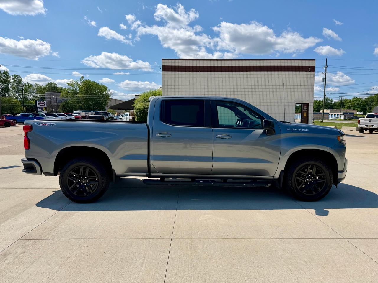 Chevrolet Silverado 1500 4WD Crew Cab 157" RST 2020