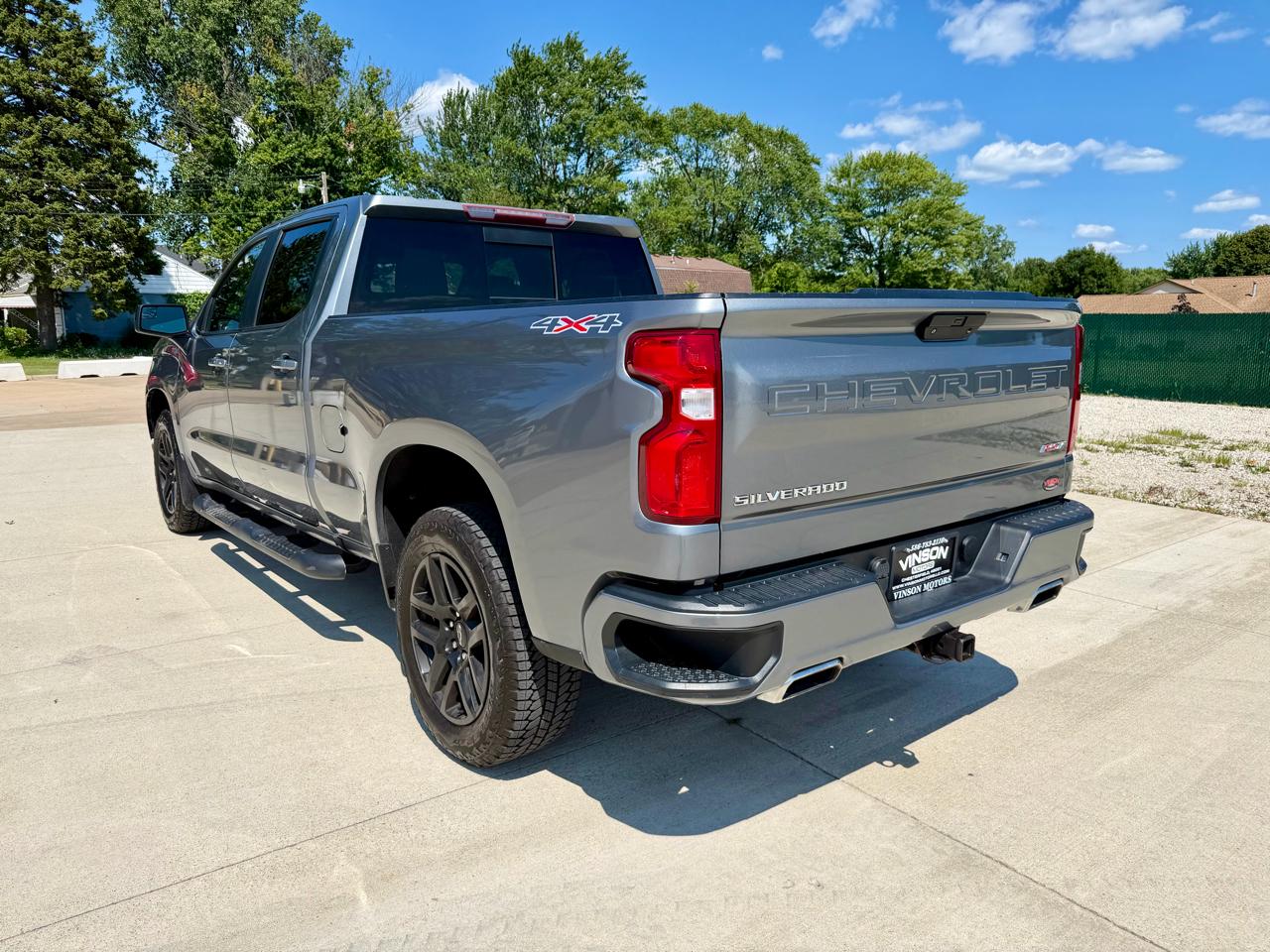 Chevrolet Silverado 1500 4WD Crew Cab 157" RST 2020