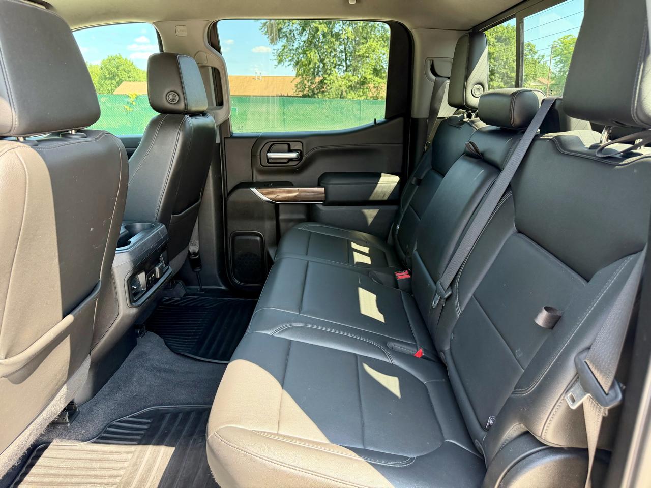 Chevrolet Silverado 1500 4WD Crew Cab 157" RST 2020