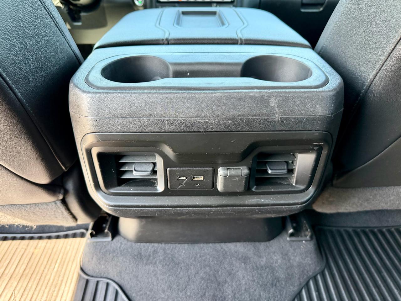 Chevrolet Silverado 1500 4WD Crew Cab 157" RST 2020