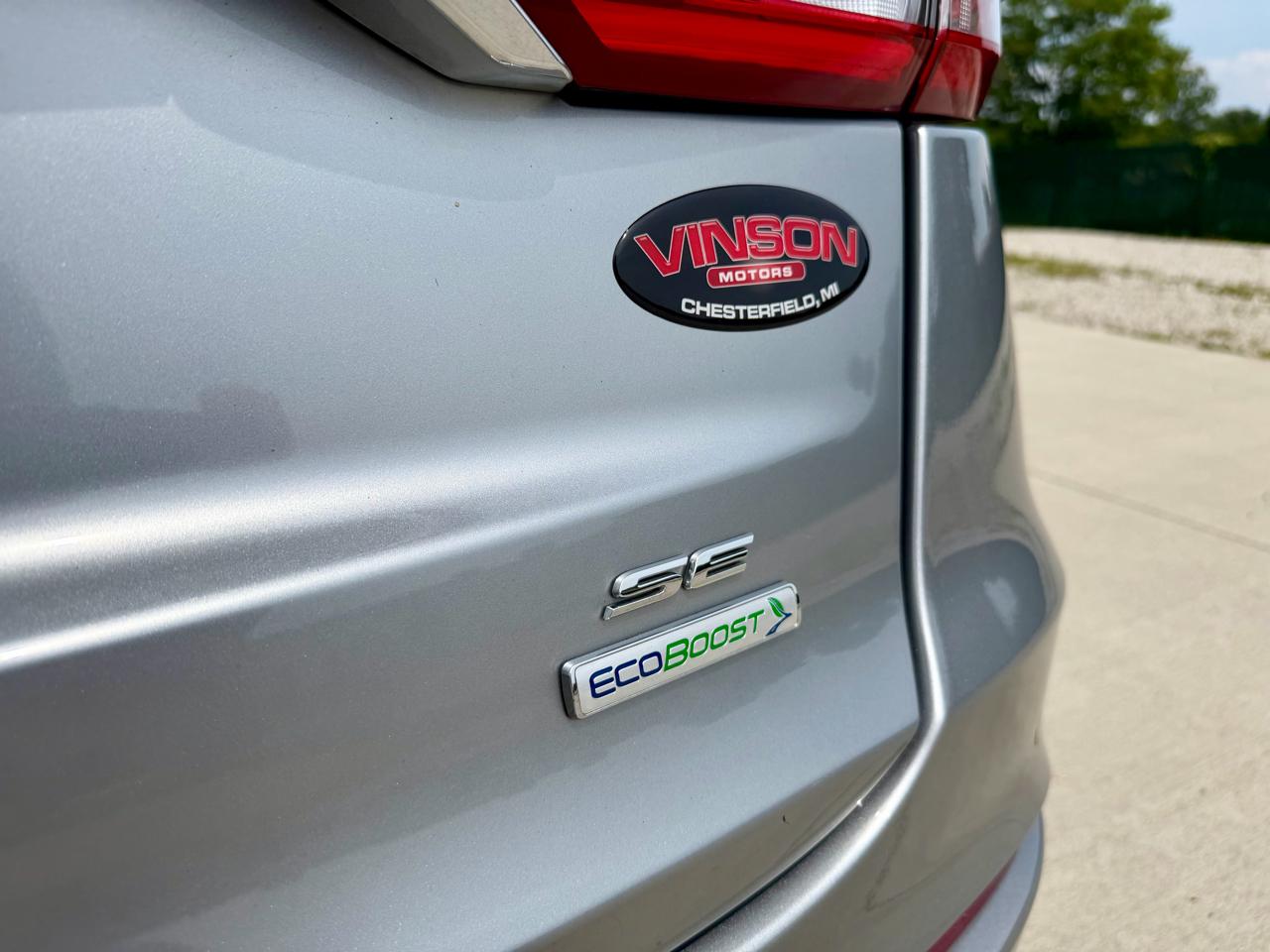 Ford Fusion SE FWD 2020
