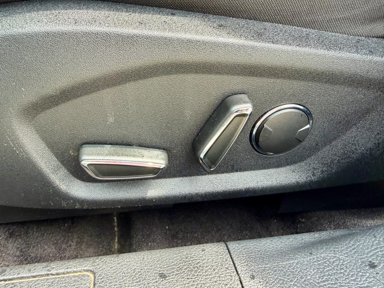 Ford Fusion SE FWD 2020