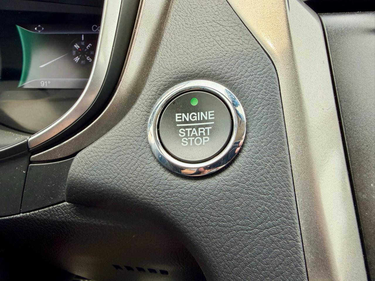 Ford Fusion SE FWD 2020