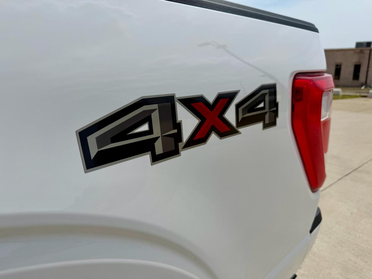Ford F-150 XL 4WD SuperCrew 5.5' Box 2021