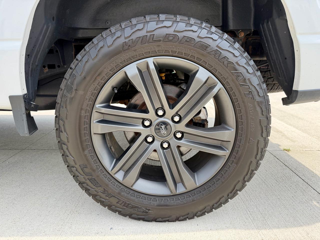Ford F-150 XL 4WD SuperCrew 5.5' Box 2021