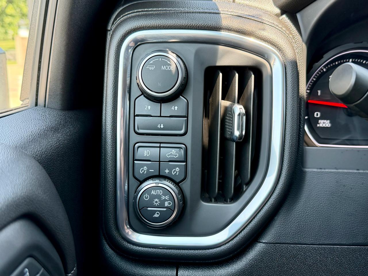 Chevrolet Silverado 3500HD 4WD Crew Cab 159" LT 2021