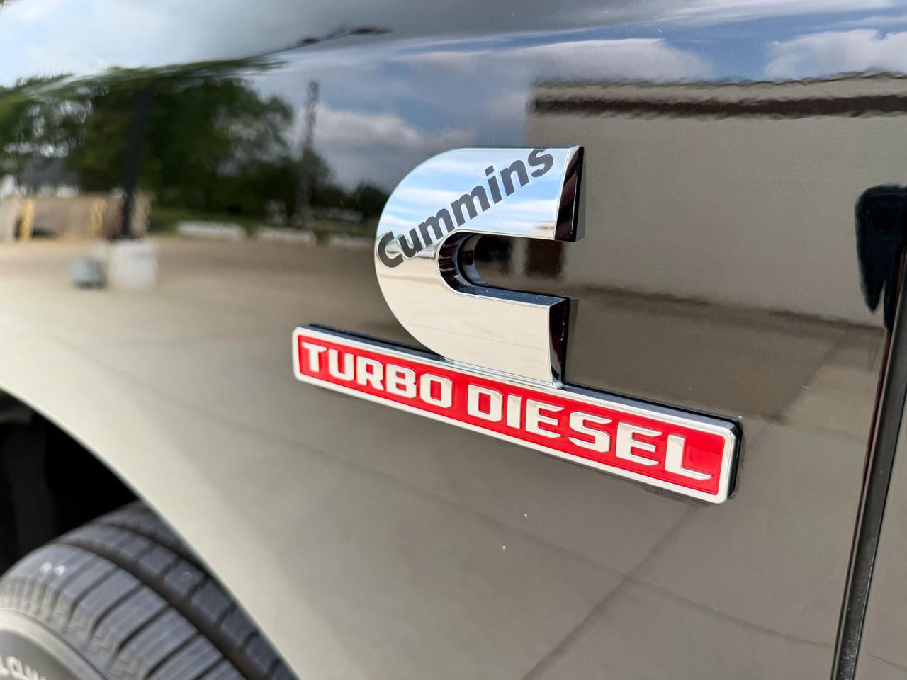 RAM 2500 Big Horn 4x4 Mega Cab 6'4" Box 2019