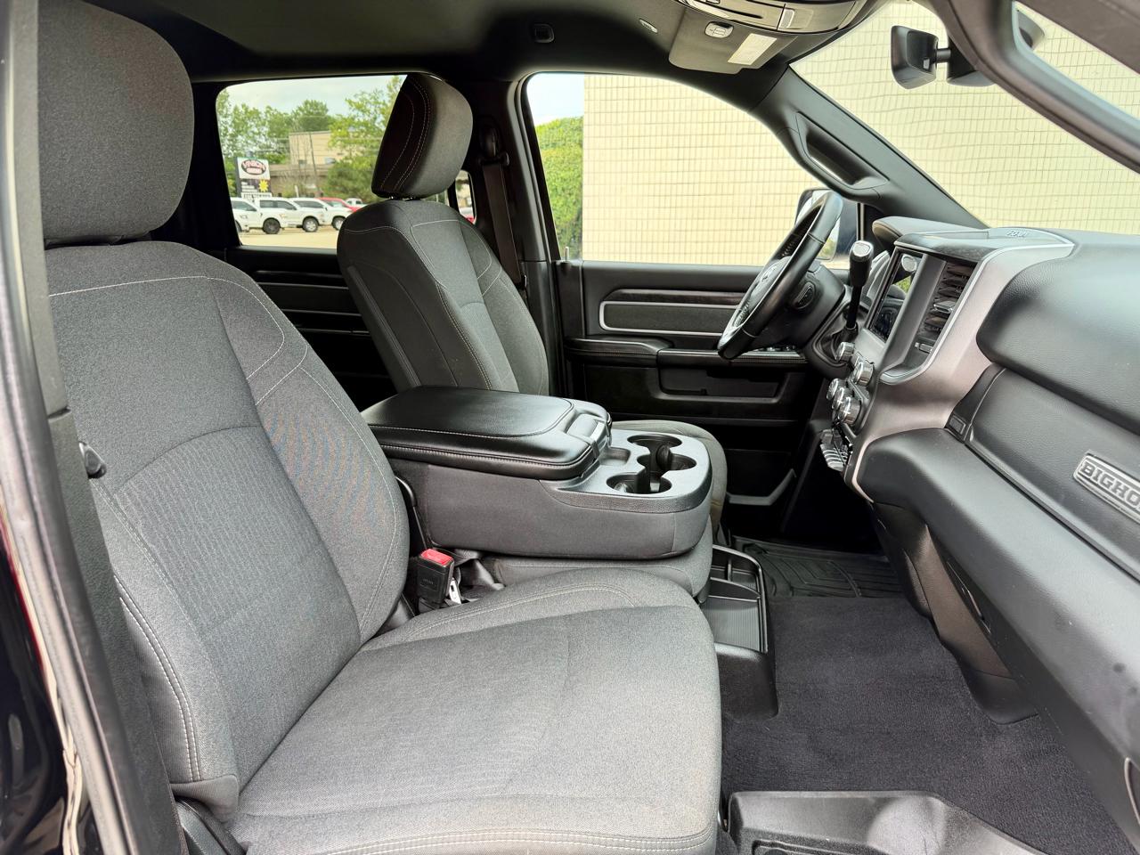 RAM 2500 Big Horn 4x4 Mega Cab 6'4" Box 2019