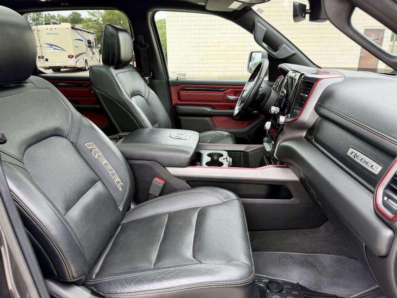 RAM 1500 Rebel 4x4 Crew Cab 5'7" Box 2019