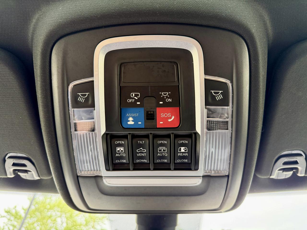 RAM 1500 Rebel 4x4 Crew Cab 5'7" Box 2019