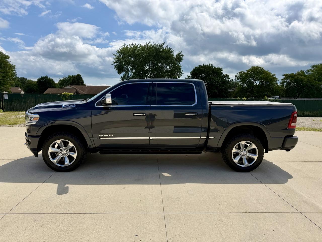 RAM 1500 Limited 4x4 Crew Cab 5'7" Box 2019