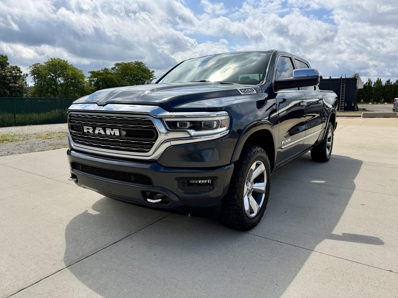 RAM 1500 Limited 4x4 Crew Cab 5'7" Box 2019