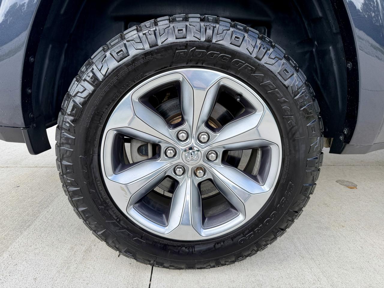 RAM 1500 Limited 4x4 Crew Cab 5'7" Box 2019