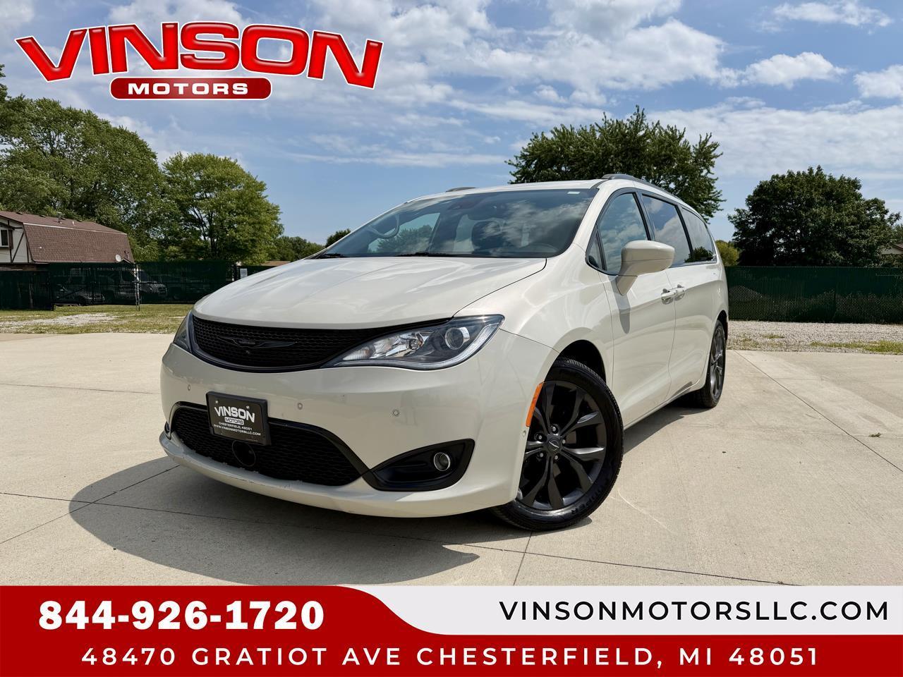 2020 Chrysler Pacifica Touring L FWD