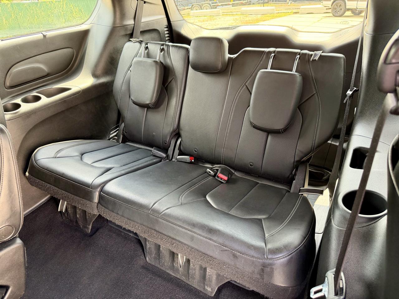 Chrysler Pacifica Touring L FWD 2020