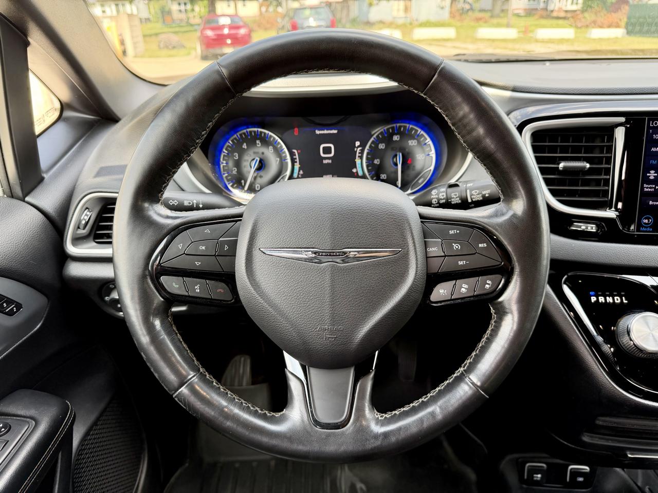 Chrysler Pacifica Touring L FWD 2020