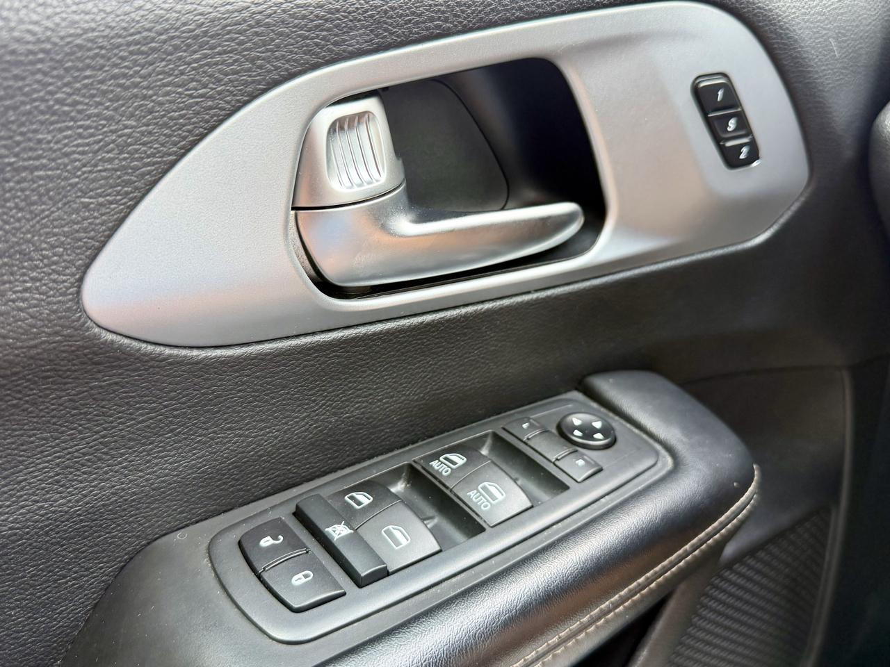 Chrysler Pacifica Touring L FWD 2020