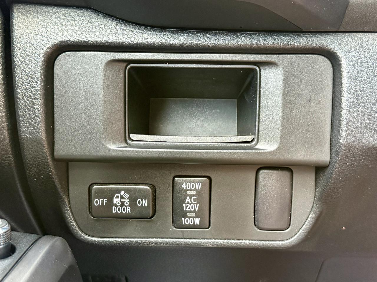 Toyota Tacoma 4WD Double Cab LB V6 AT TRD Off Road (Natl) 2016