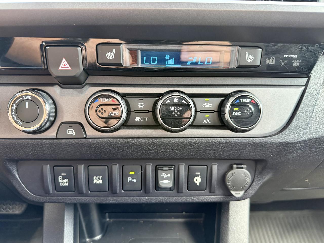Toyota Tacoma 4WD Double Cab LB V6 AT TRD Off Road (Natl) 2016