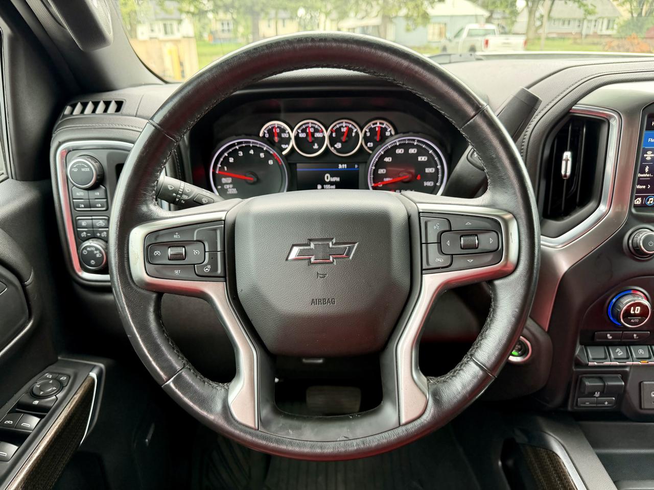 Chevrolet Silverado 1500 4WD Crew Cab 147" LT Trail Boss 2021