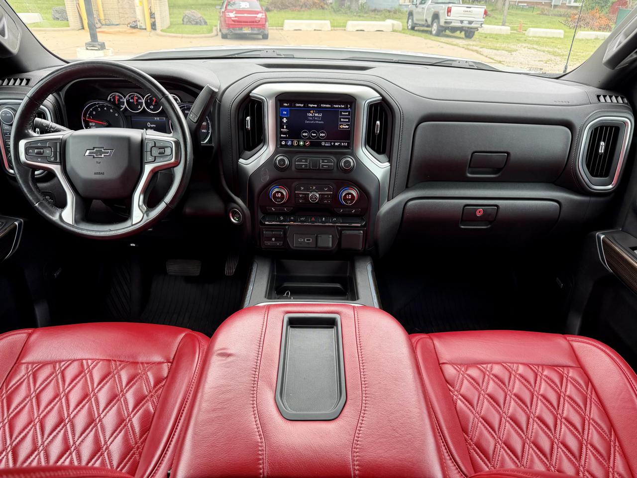 Chevrolet Silverado 1500 4WD Crew Cab 147" LT Trail Boss 2021