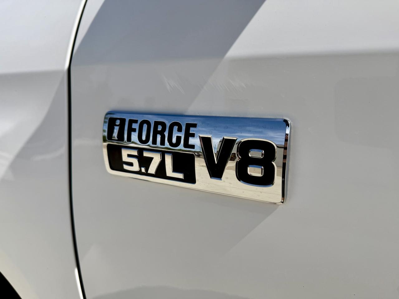 Toyota Tundra 4WD Limited CrewMax 5.5' Bed 5.7L (Natl) 2019