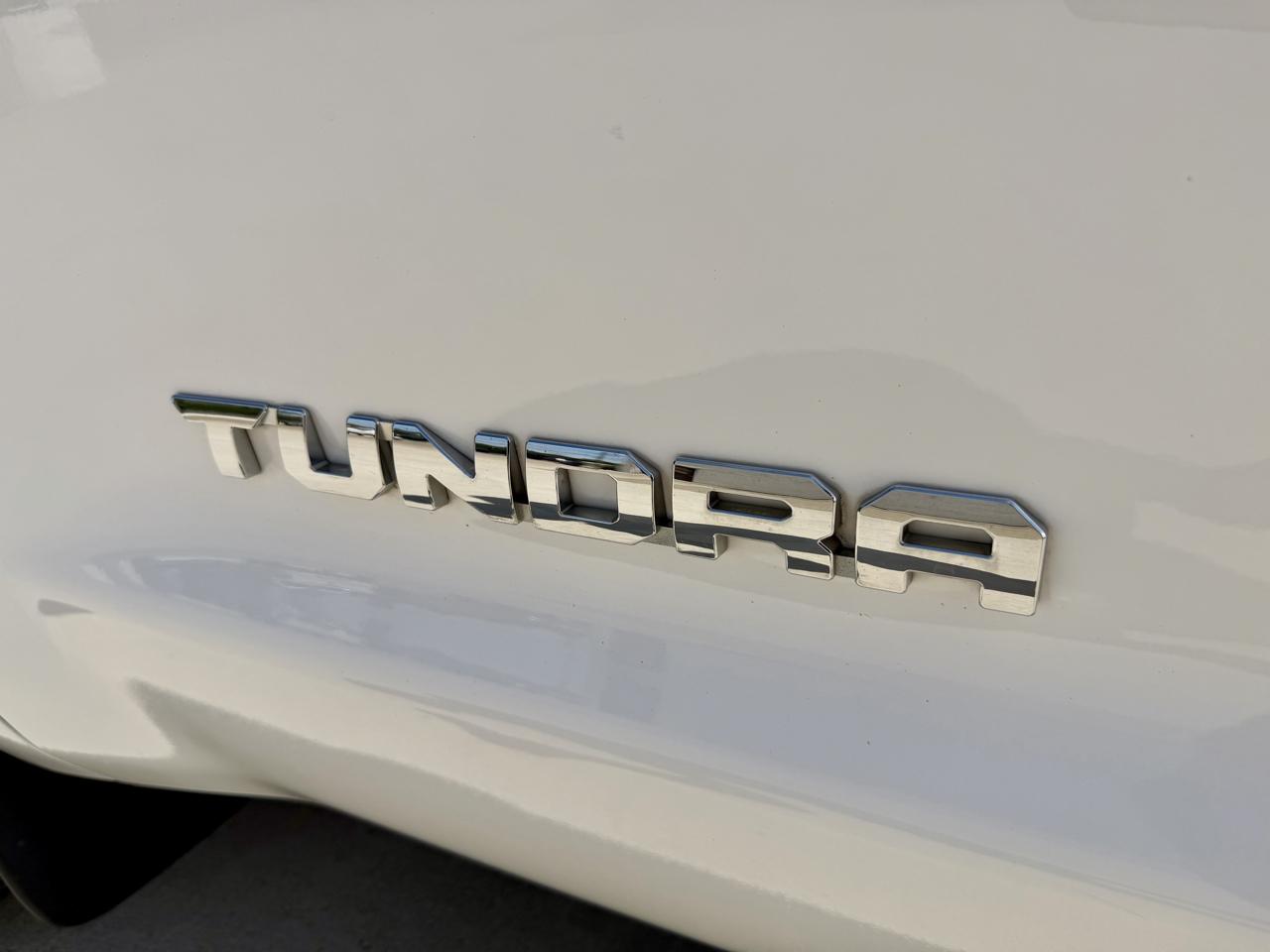 Toyota Tundra 4WD Limited CrewMax 5.5' Bed 5.7L (Natl) 2019