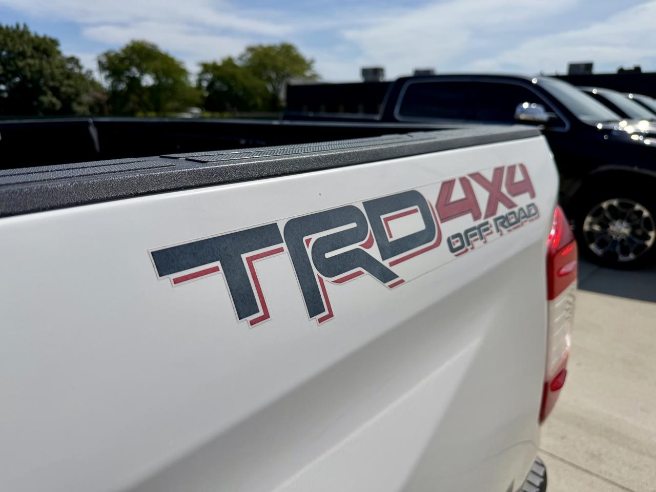 Toyota Tundra 4WD Limited CrewMax 5.5' Bed 5.7L (Natl) 2019