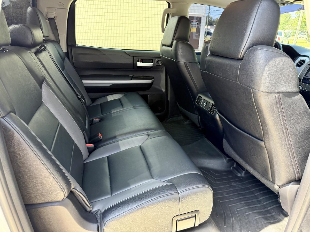 Toyota Tundra 4WD Limited CrewMax 5.5' Bed 5.7L (Natl) 2019