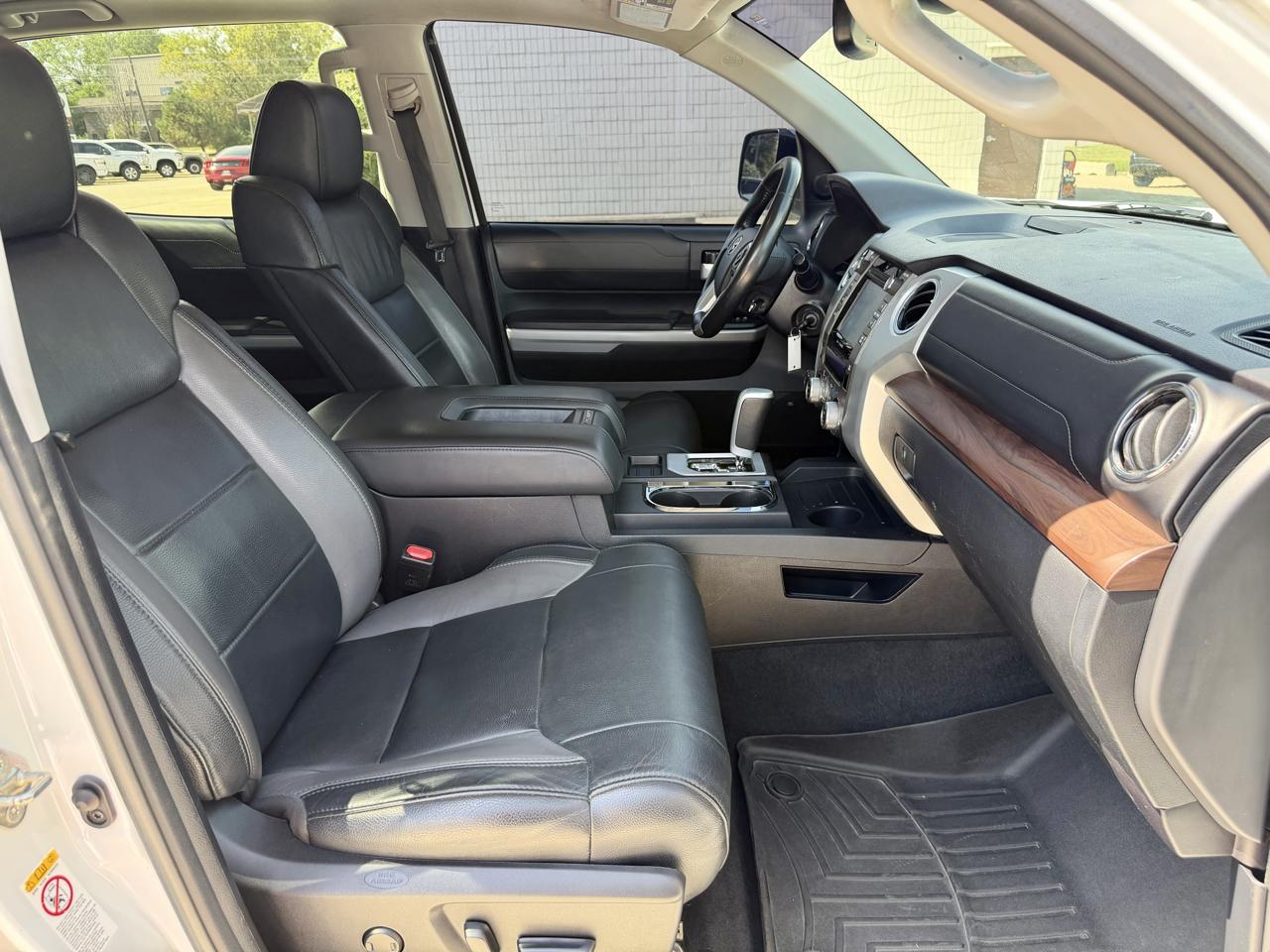 Toyota Tundra 4WD Limited CrewMax 5.5' Bed 5.7L (Natl) 2019