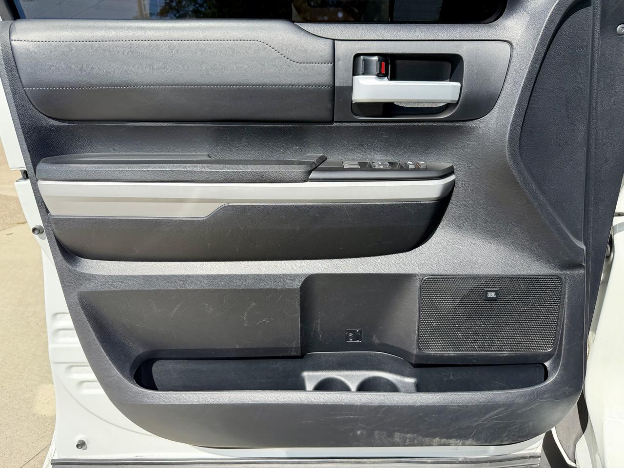 Toyota Tundra 4WD Limited CrewMax 5.5' Bed 5.7L (Natl) 2019