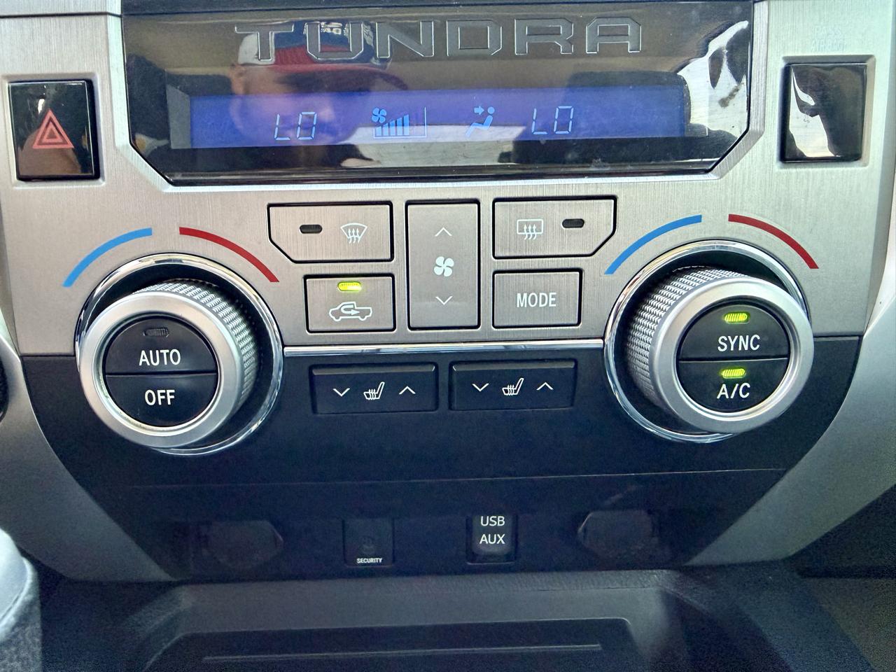 Toyota Tundra 4WD Limited CrewMax 5.5' Bed 5.7L (Natl) 2019