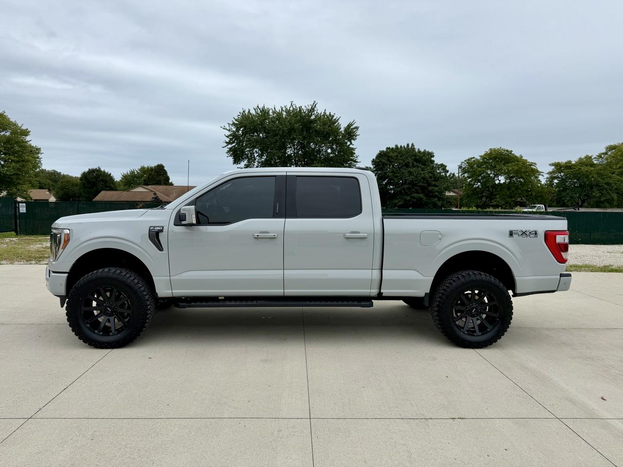 Ford F-150 Lariat 4WD SuperCrew 6.5' Box 2023