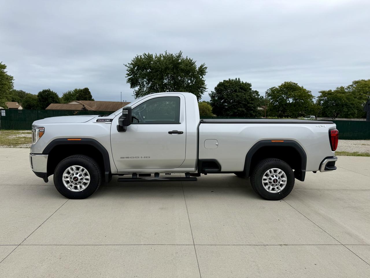 GMC Sierra 2500HD 4WD Reg Cab 142" 2021