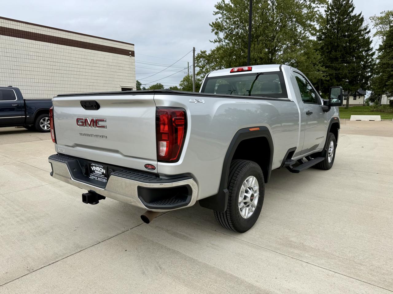 GMC Sierra 2500HD 4WD Reg Cab 142" 2021