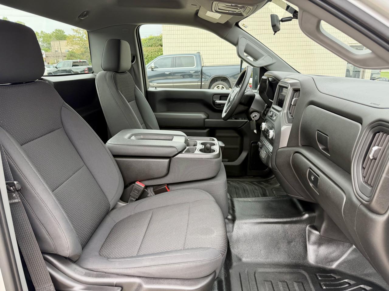 GMC Sierra 2500HD 4WD Reg Cab 142" 2021