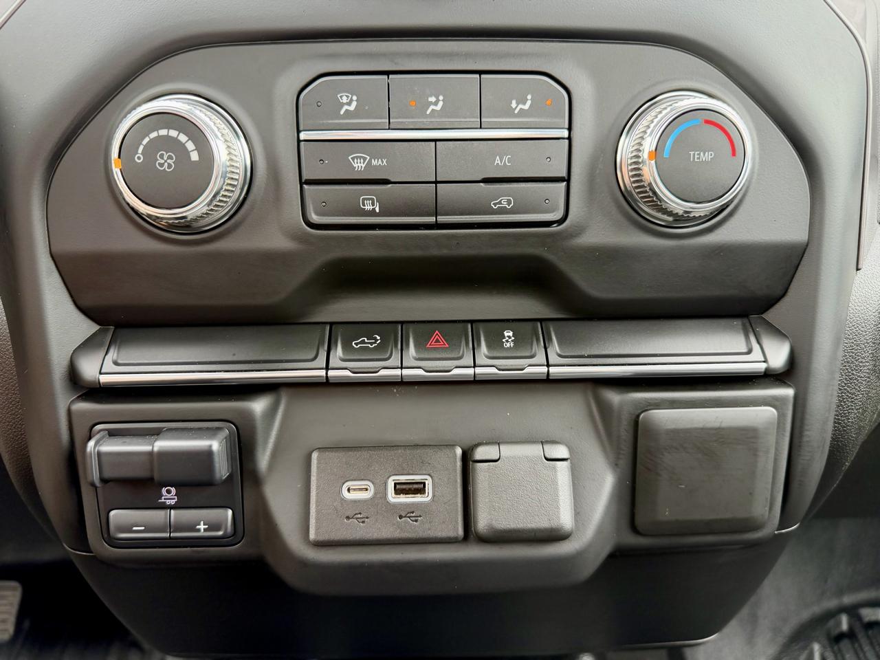 GMC Sierra 2500HD 4WD Reg Cab 142" 2021