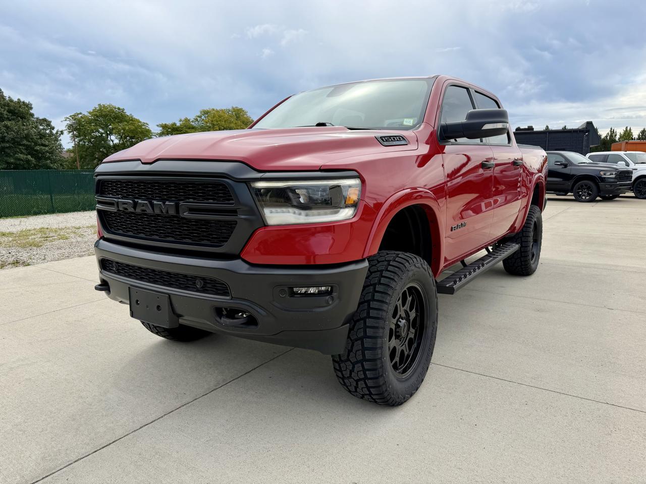 RAM 1500 Big Horn 4x4 Crew Cab 5'7" Box 2022