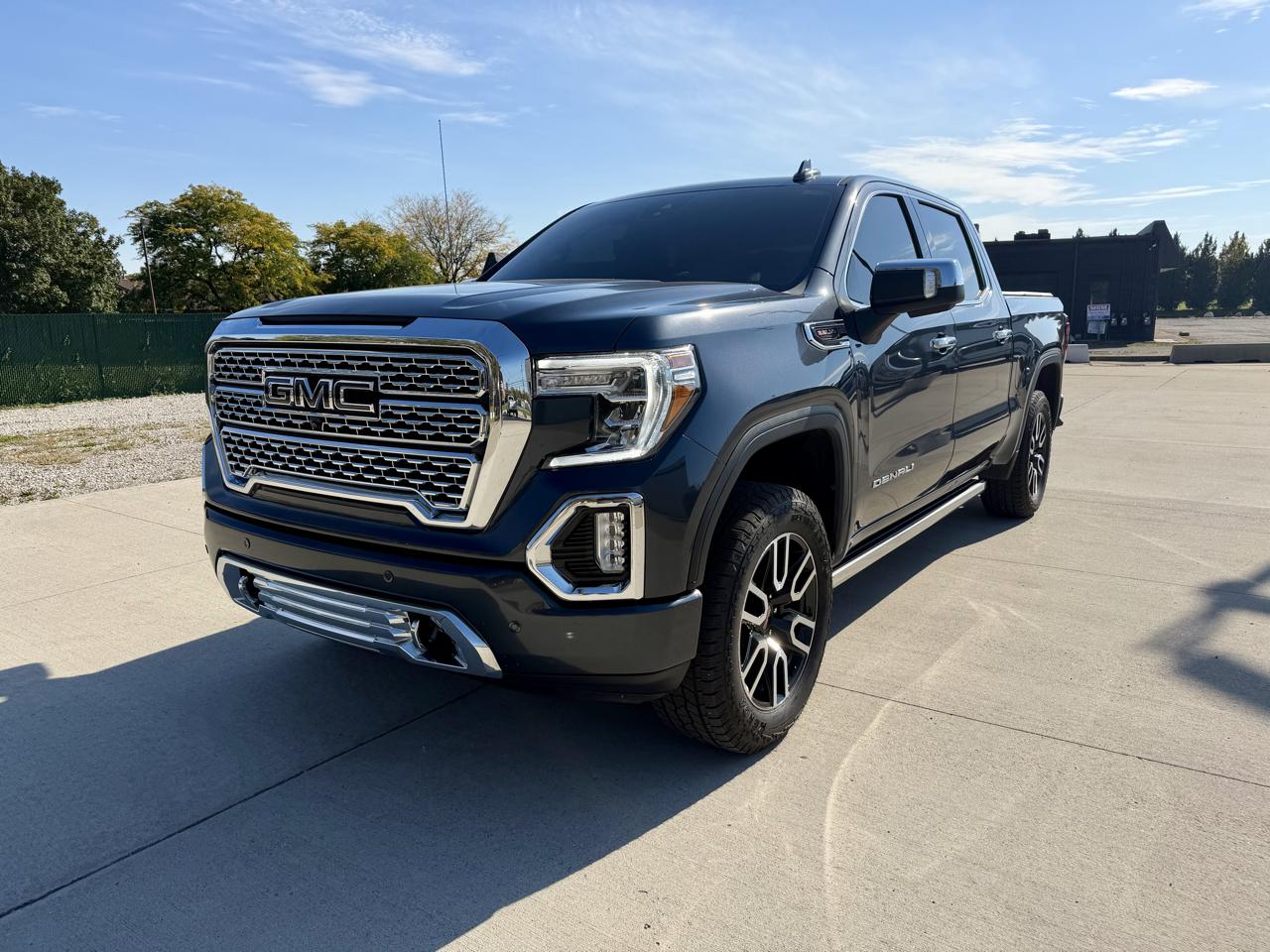 GMC Sierra Limited photo 3