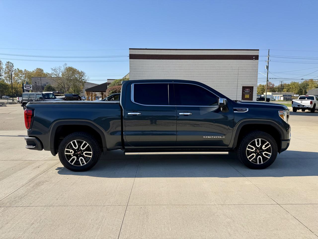 GMC Sierra Limited photo 6
