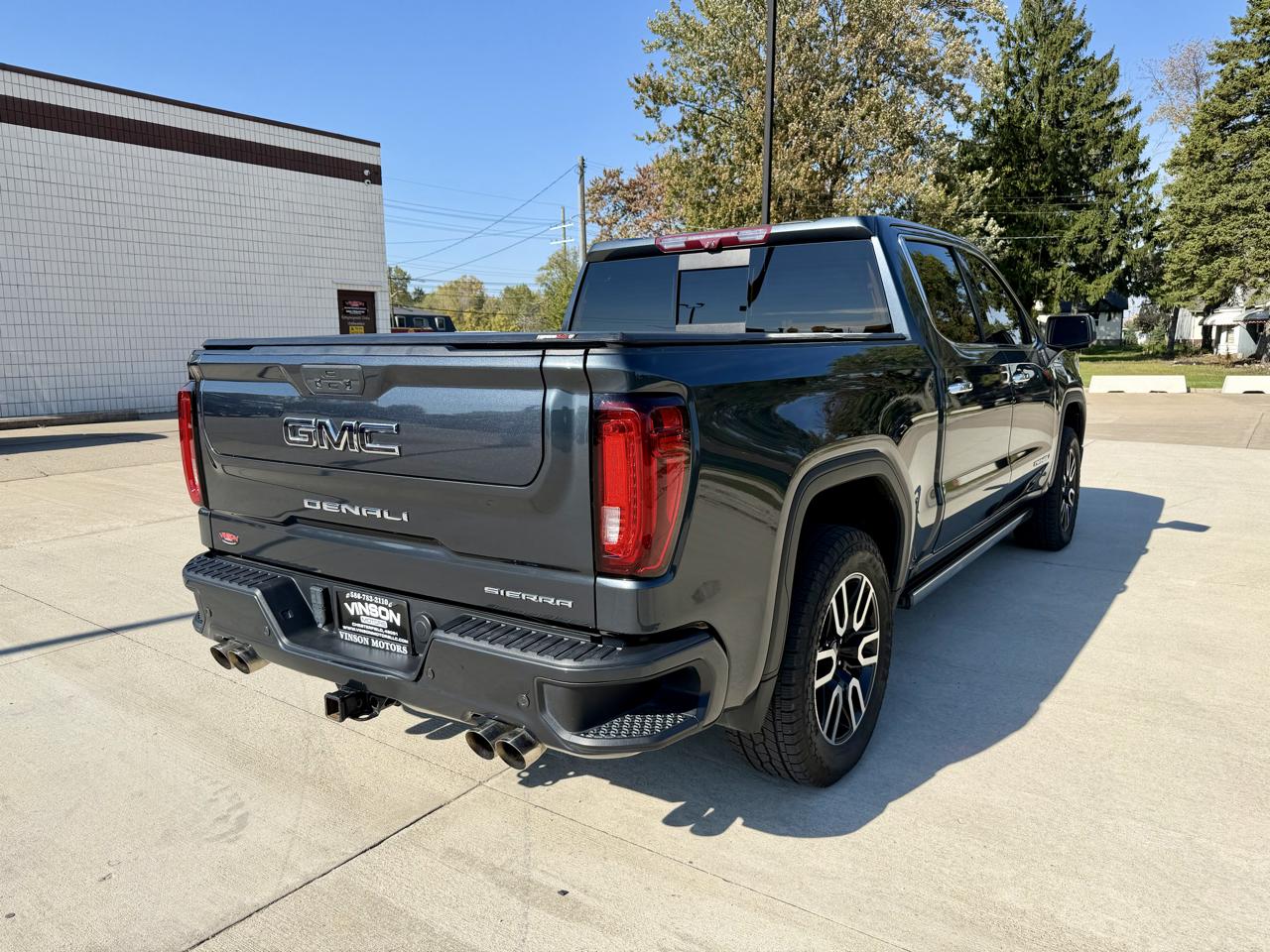 GMC Sierra Limited photo 7
