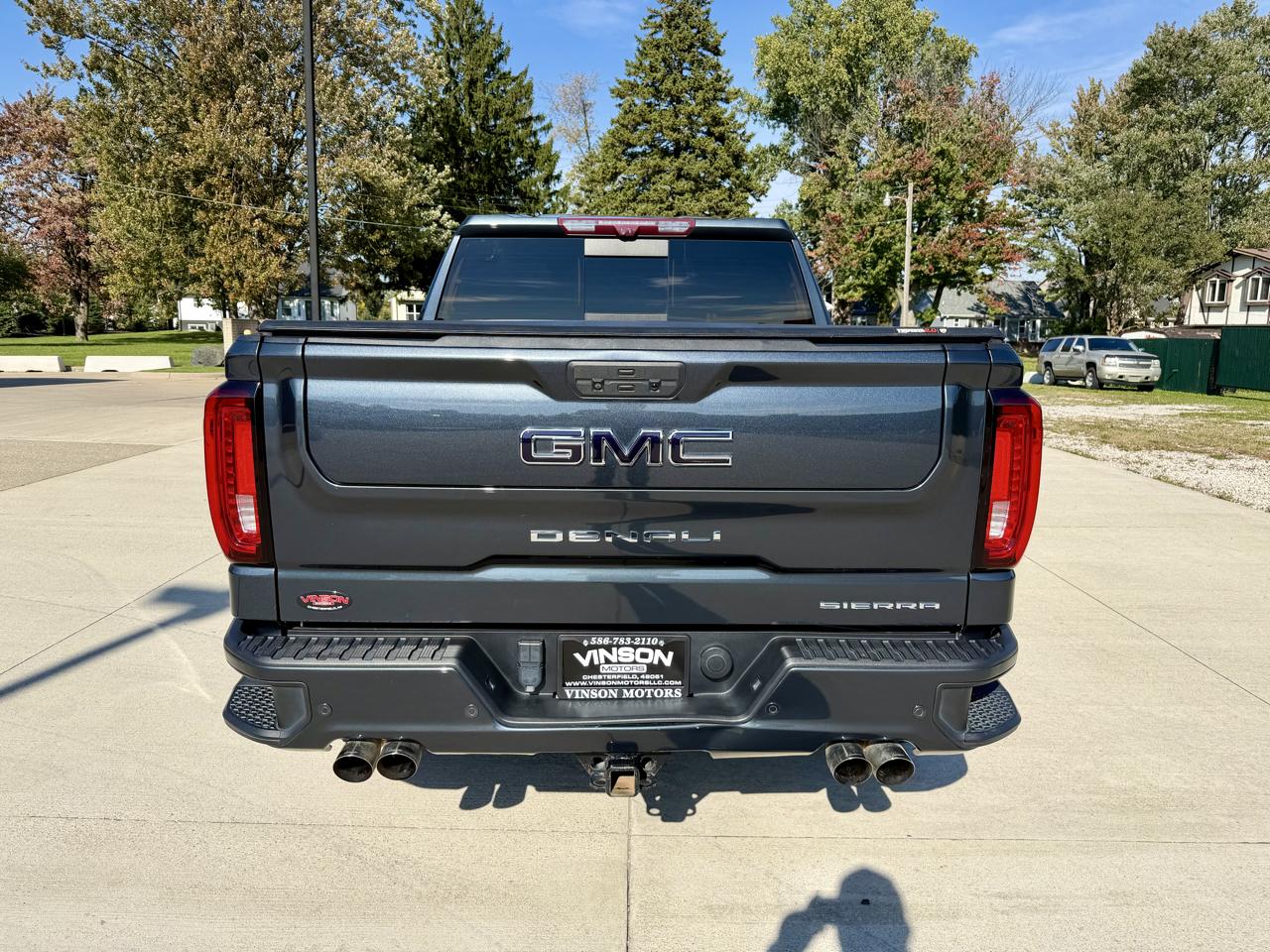 GMC Sierra Limited photo 8