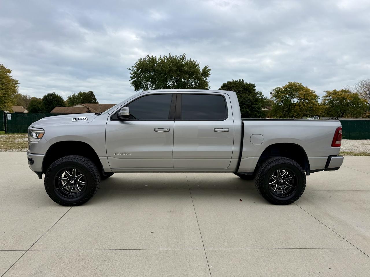 RAM 1500 Big Horn/Lone Star 4x4 Crew Cab 5'7" Box 2019
