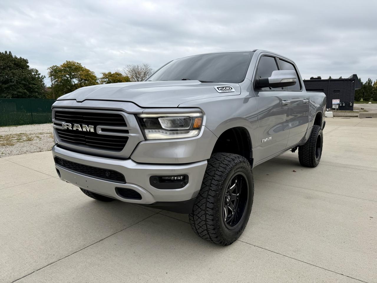 RAM 1500 Big Horn/Lone Star 4x4 Crew Cab 5'7" Box 2019