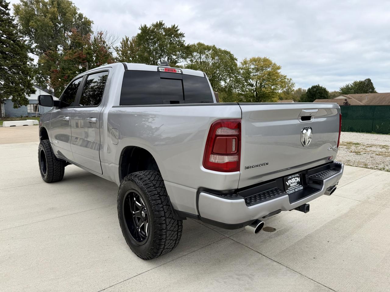 RAM 1500 Big Horn/Lone Star 4x4 Crew Cab 5'7" Box 2019